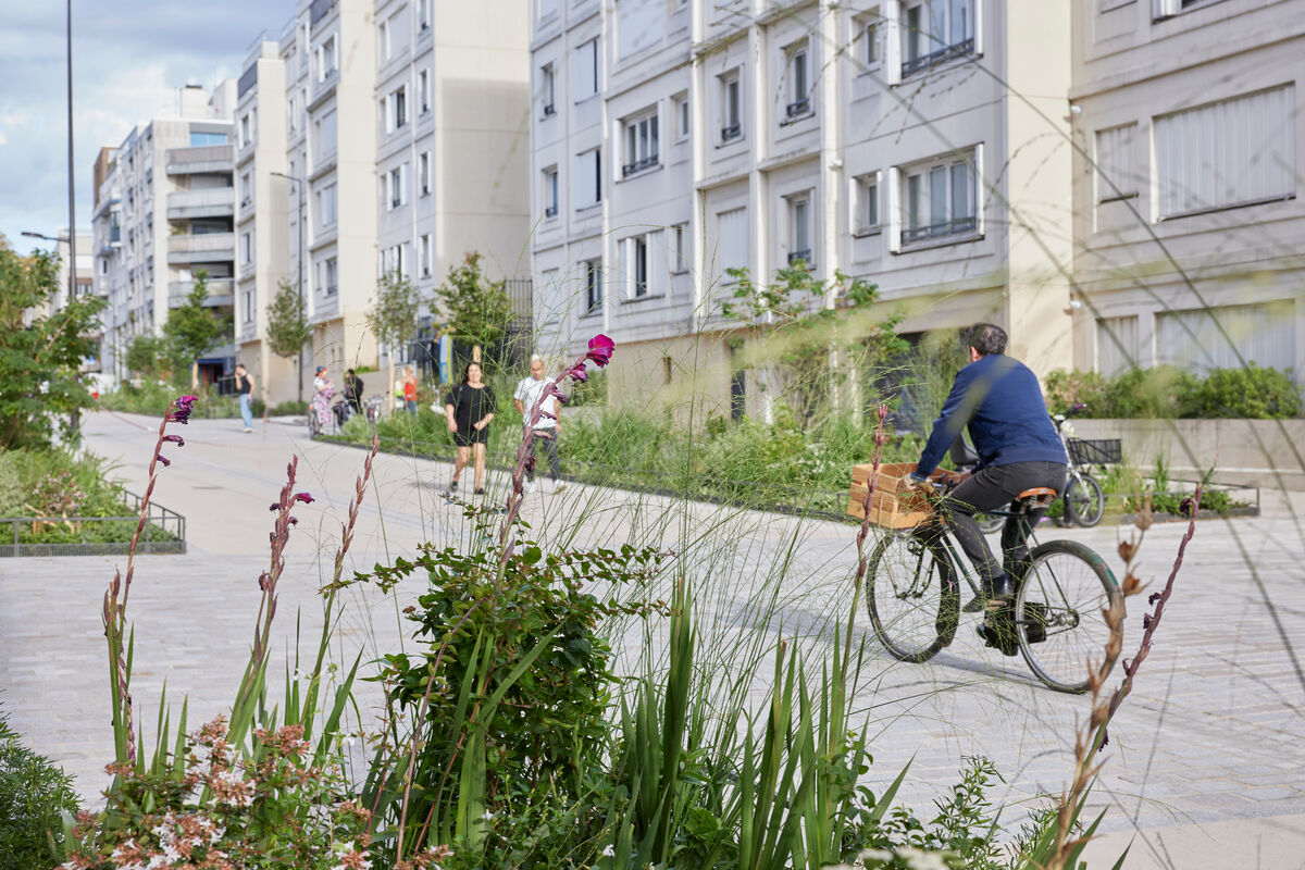 Rue aux Enfants : rue Duranti. Photo (c) AREP - Maxime Huriez
